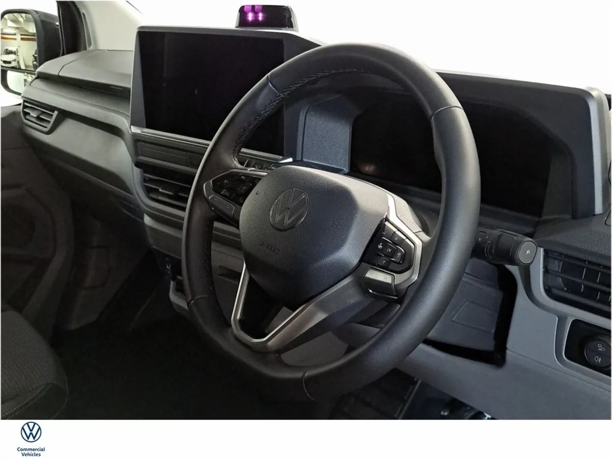 Volkswagen Transporter HIGHLINE 2.0TDI LWB 170BHP - Image 3