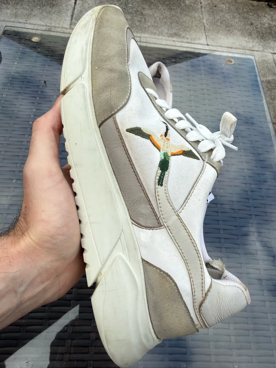 Axel Arigato Genesis Stripe Bee Bird(rare sneaker) - Image 1