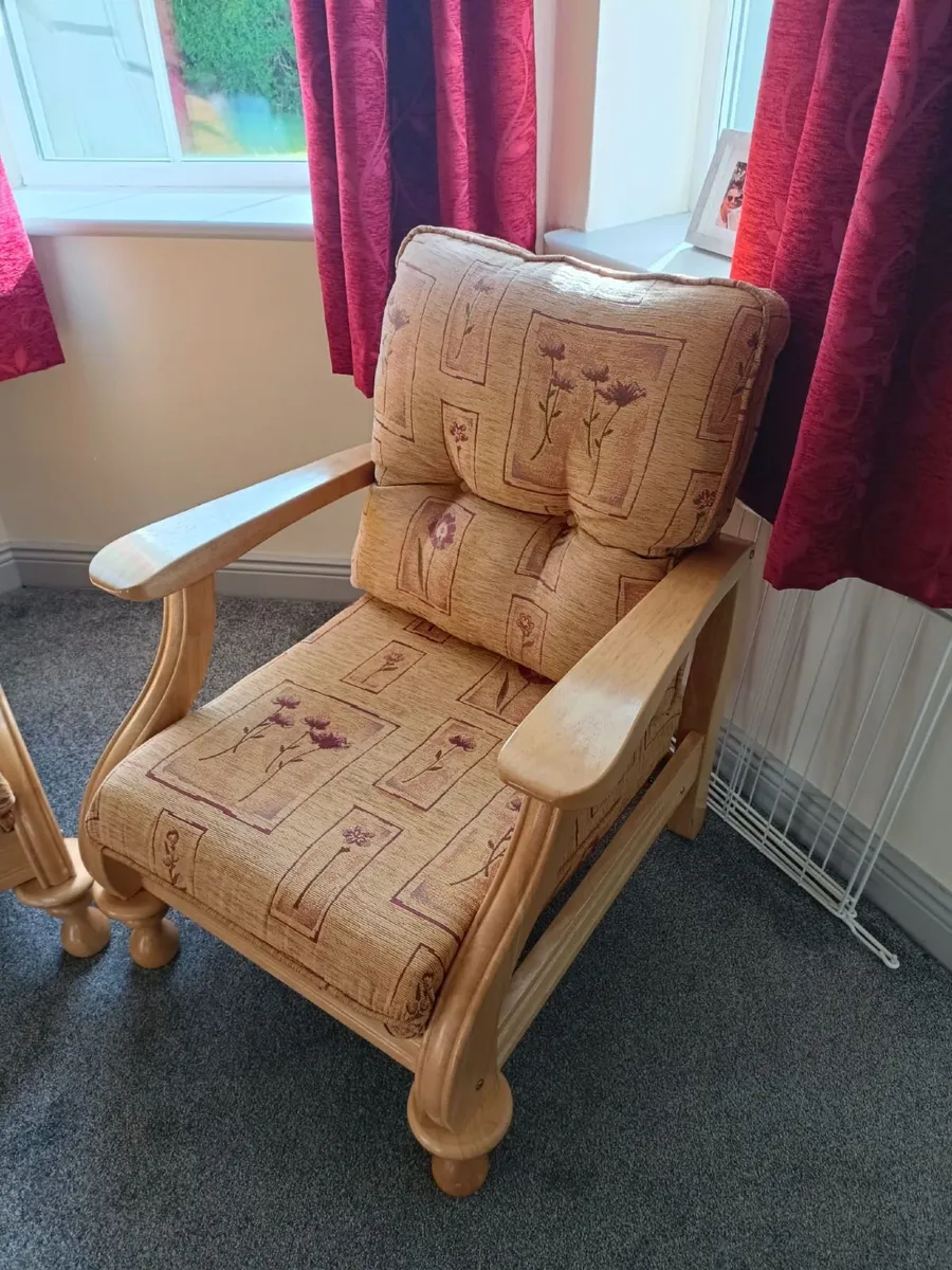 Suite of furniture - Image 4
