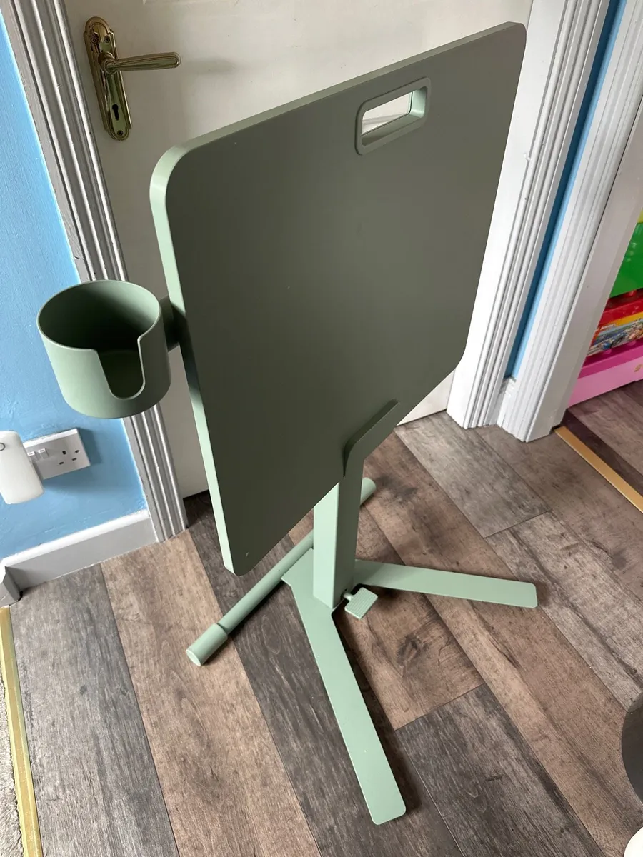 Laptop table with castor - Image 4