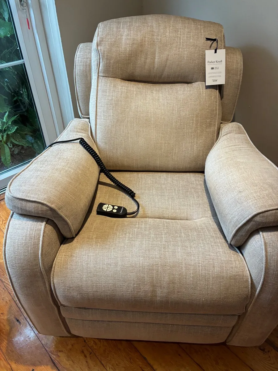 Parker Knoll Recliner Armchair  Electric - Image 1