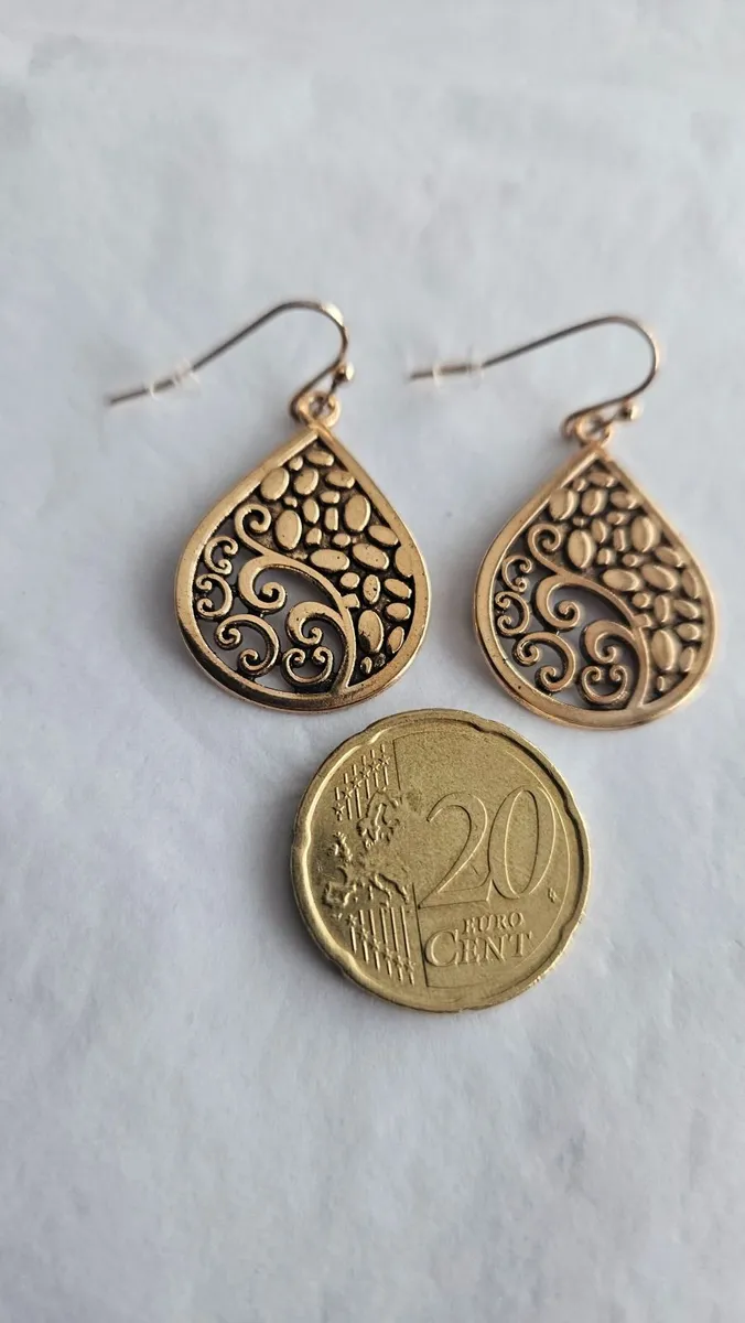 New Earrings - Image 2