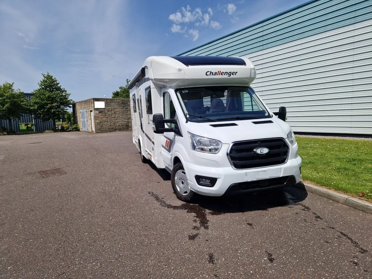 2025 Challenger 380 Break Edition 5-6 berth - Image 4
