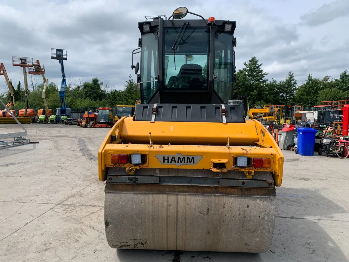 BID ONLINE NOW - HAMM HD90 TWIN DRUM ROLLER - Image 4