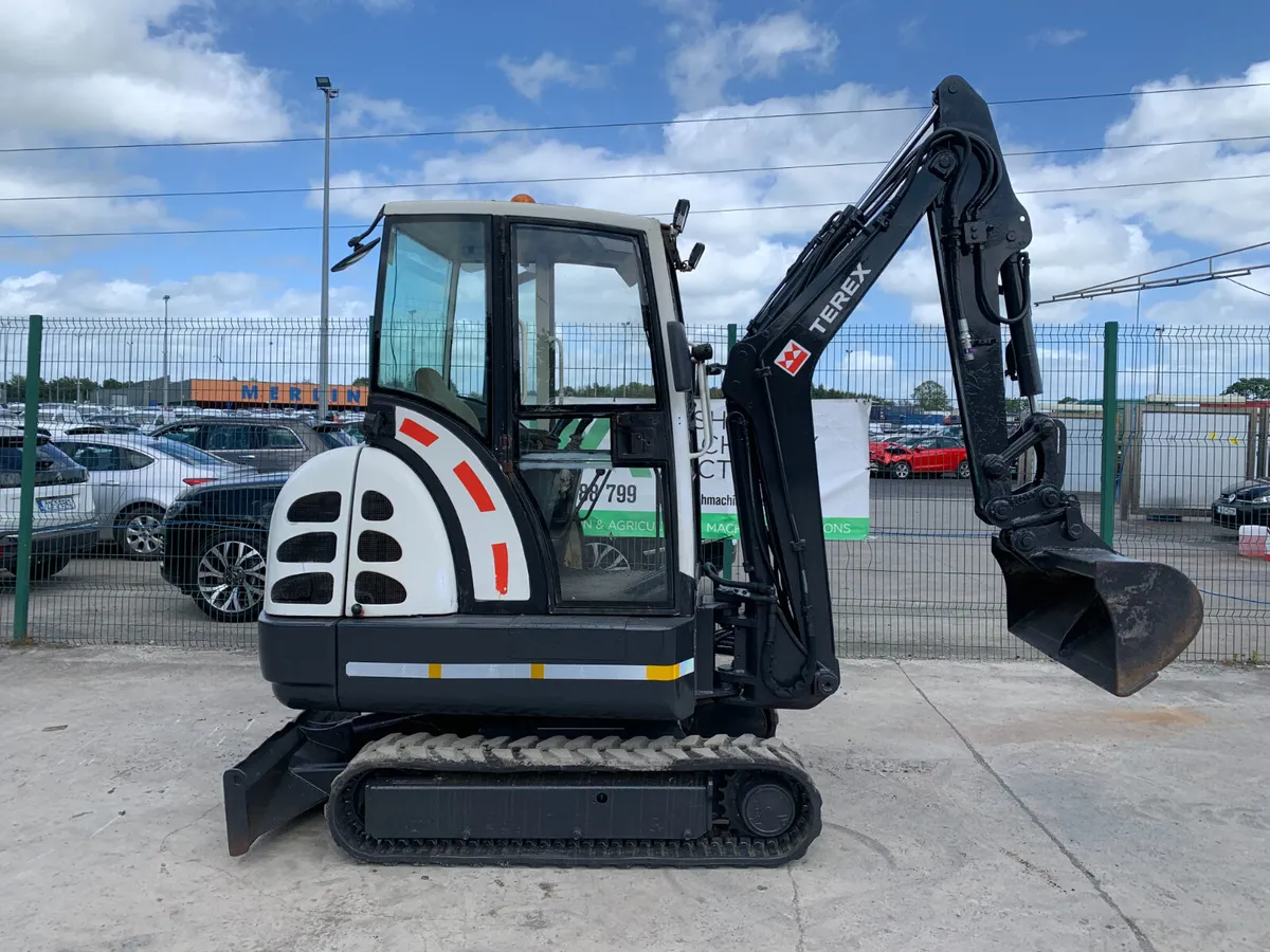 BID ONLINE NOW - 2003 TEREX HR14 EXCAVATOR - Image 4