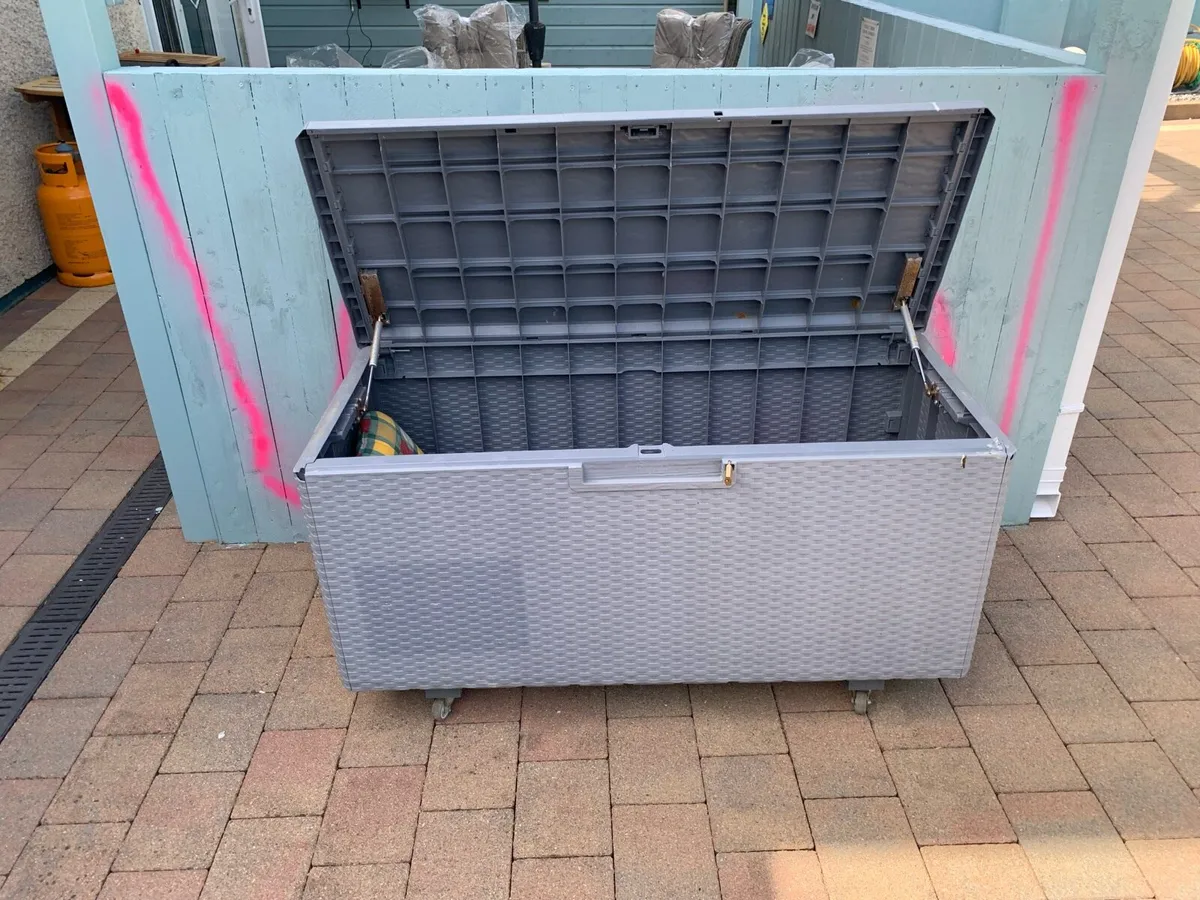 Garden storage cushion box - Image 2