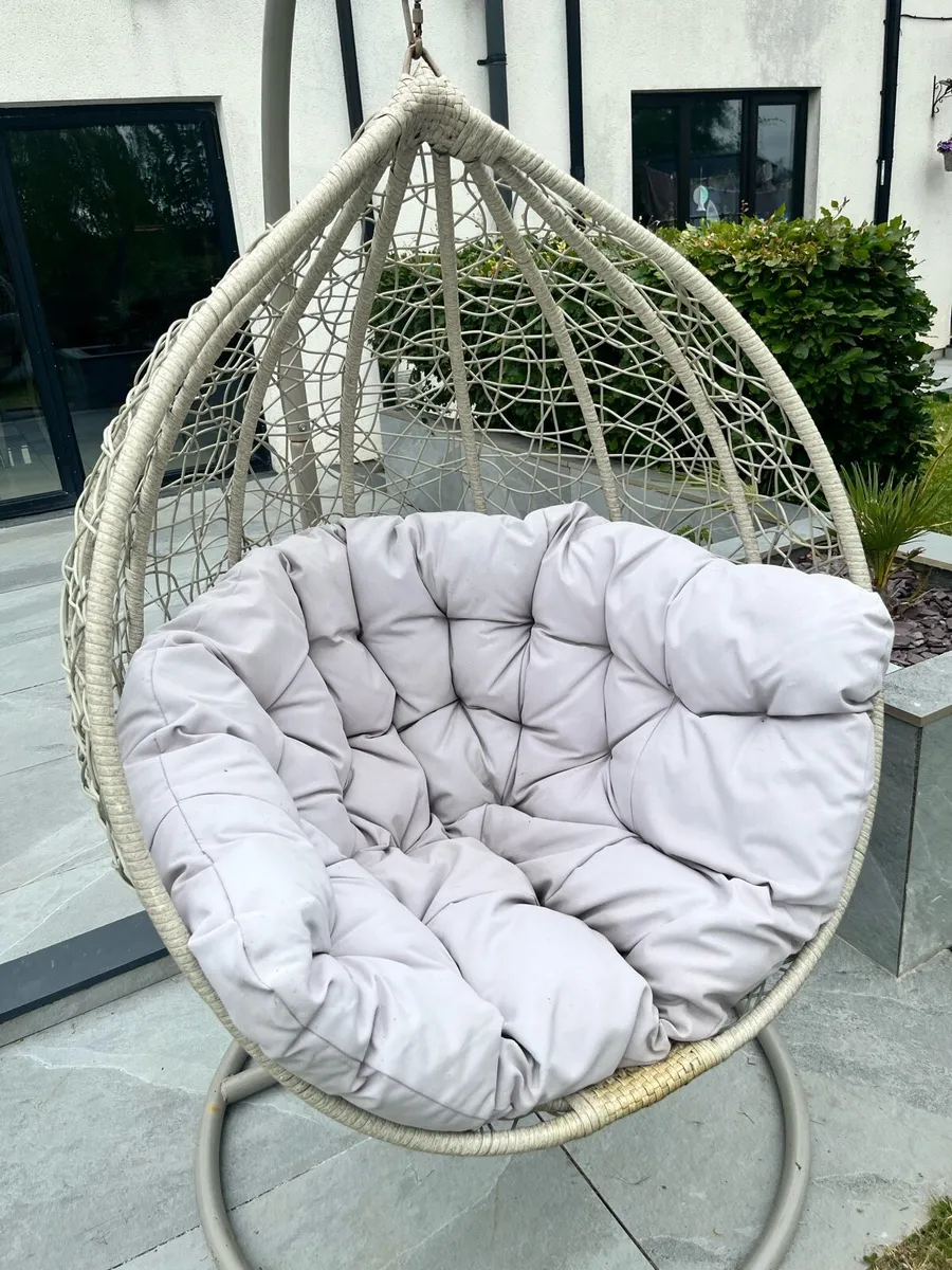 Egg chair - Image 3