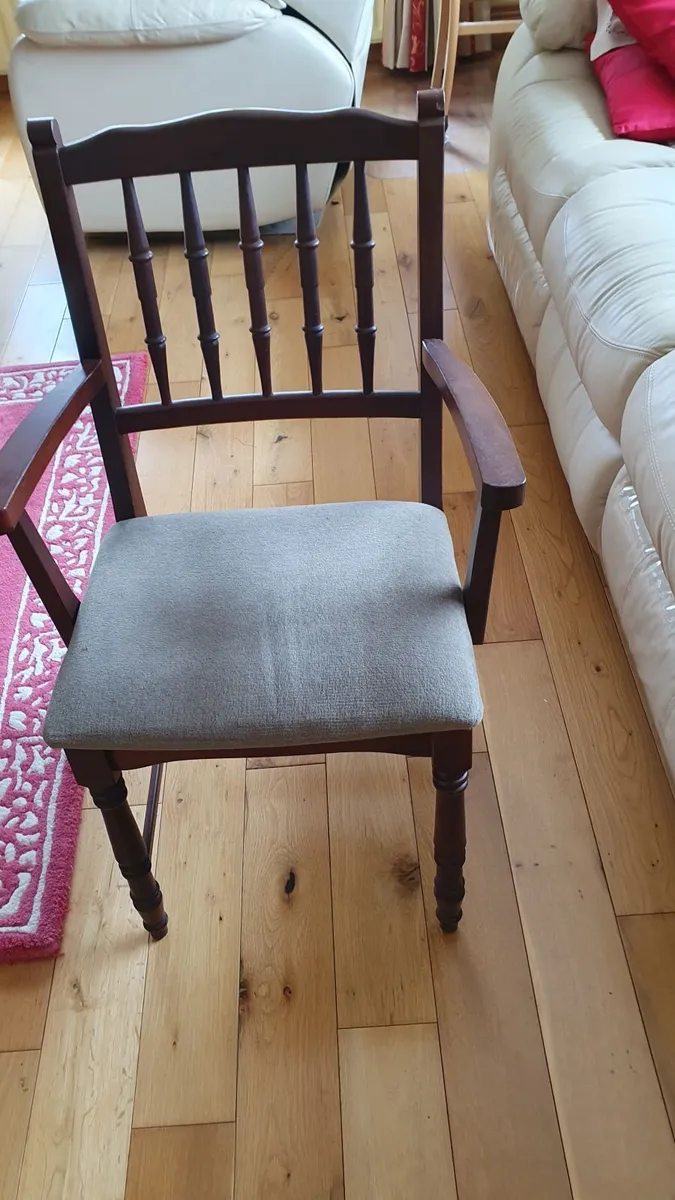 Dinning room furniture - Image 1