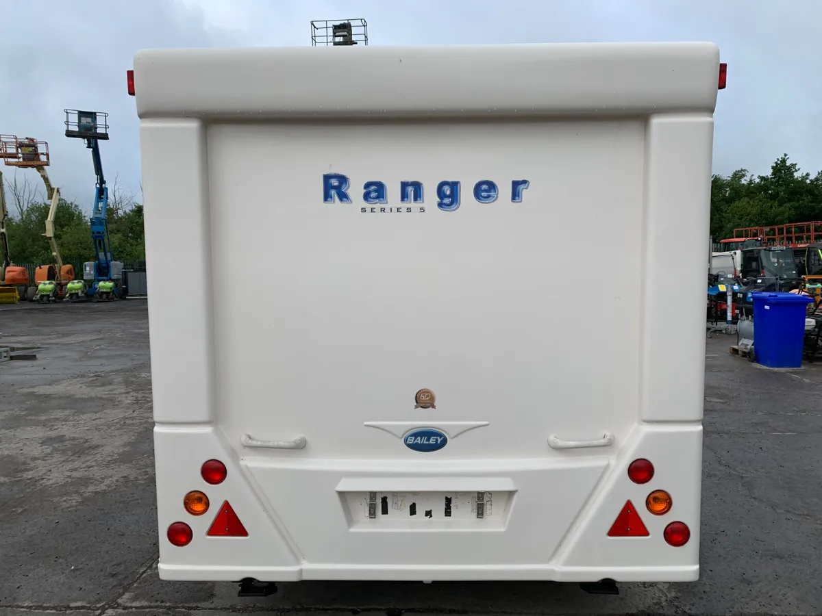 BAILY RANGER 460/4 CARAVAN FOR AUCTION - NAAS - Image 4