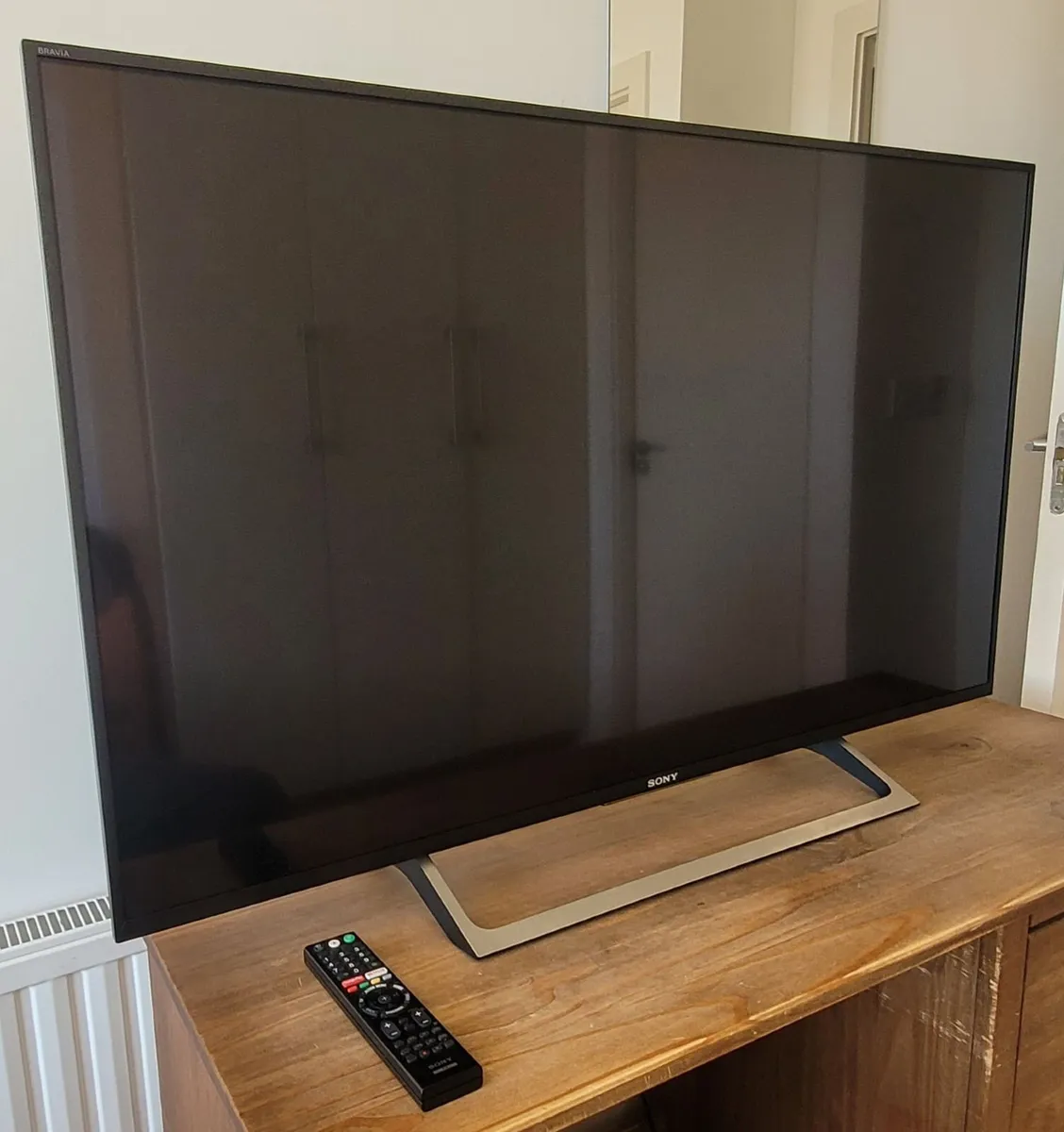 Sony Bravia Smart TV 4K 49" - Image 3