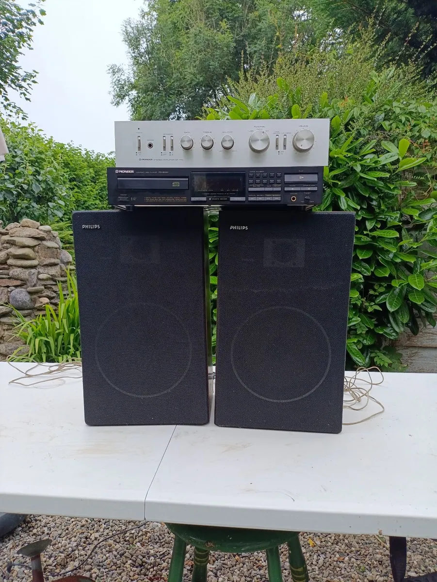 HiFi system  + speakers