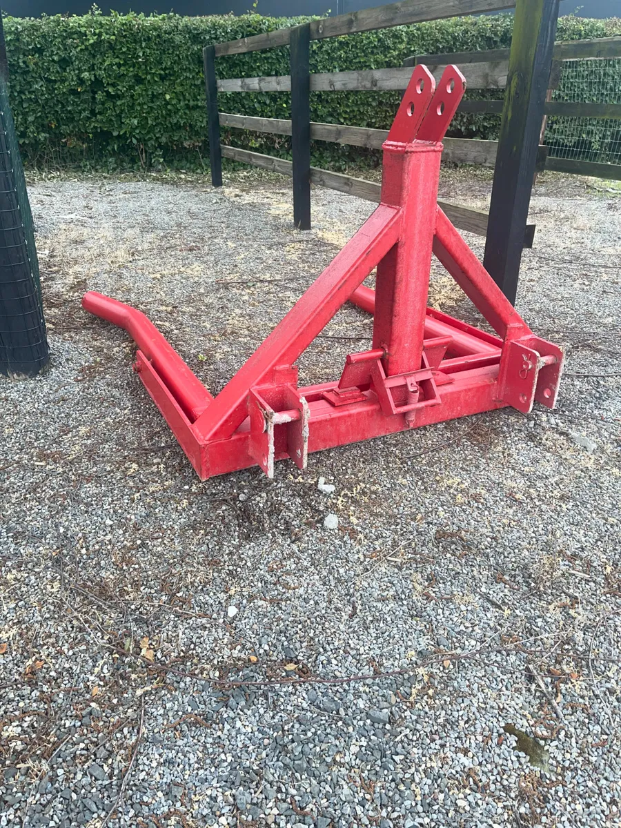 Fox Bros  Bale Lift – Heavy Duty Bale Handler - Image 2