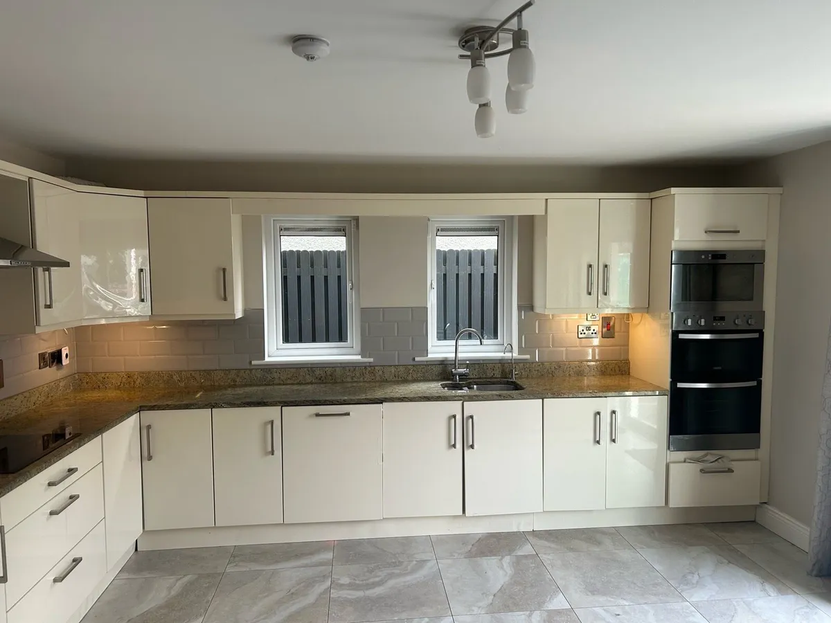 Kitchen - Image 2