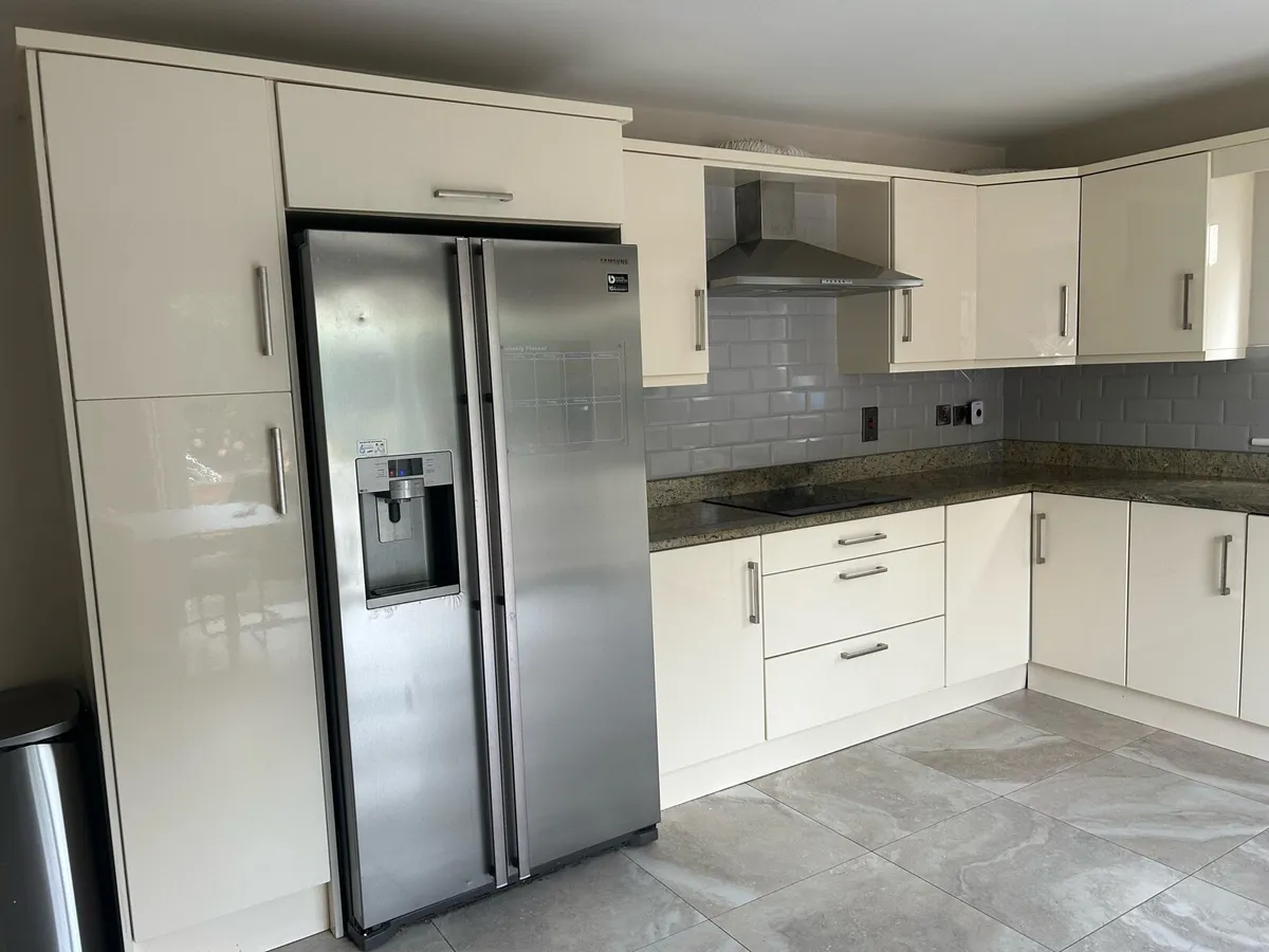 Kitchen - Image 4
