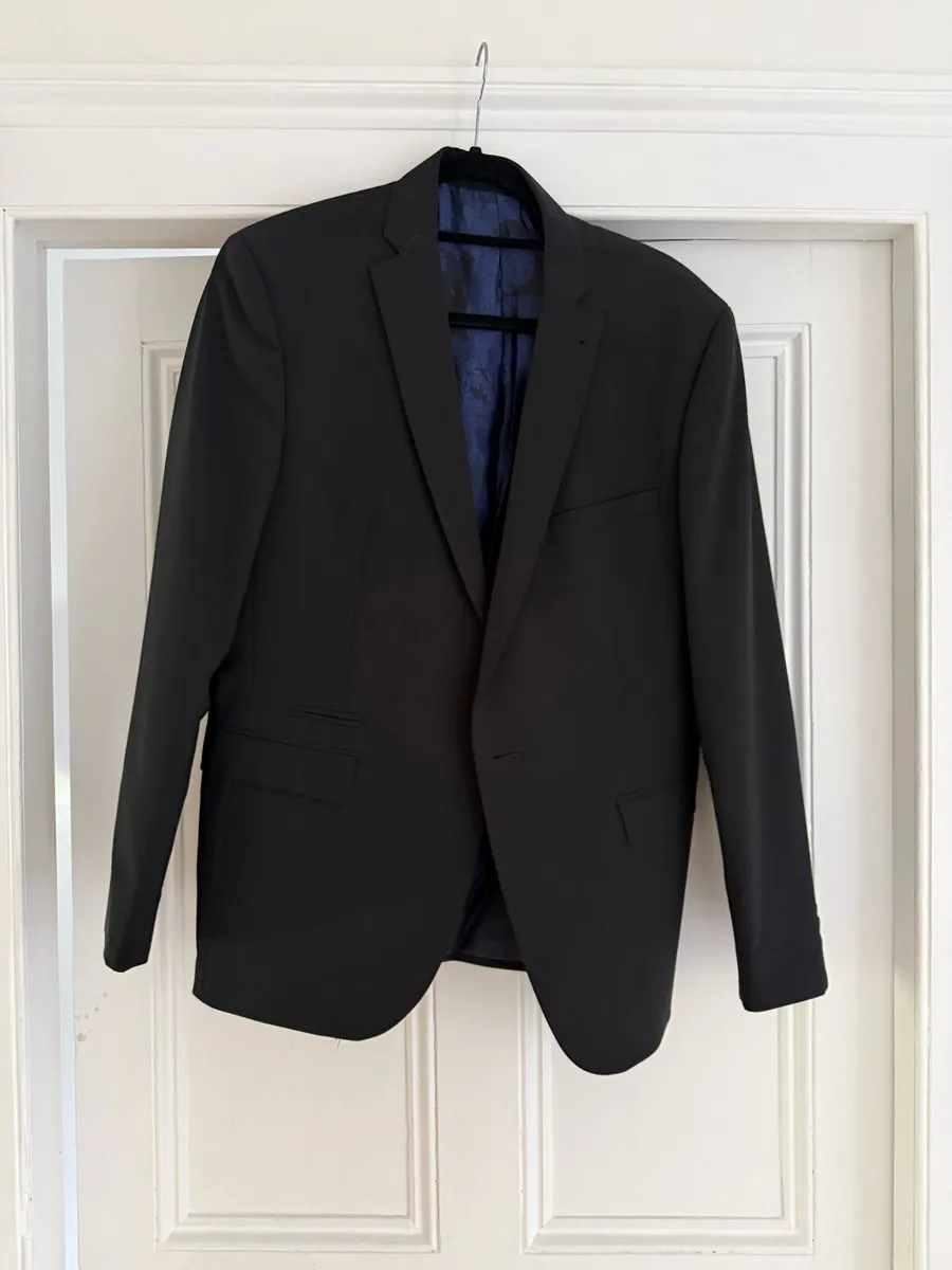 Remus Uomu Mens Black Suit - Slim fit - perfect - Image 1