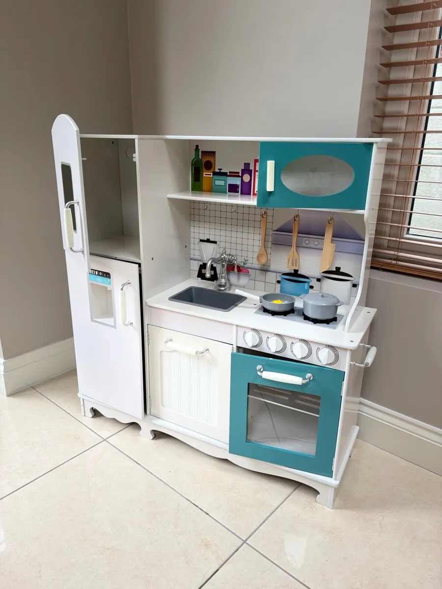 Wooden Pretend Play Kitchen - Image 3