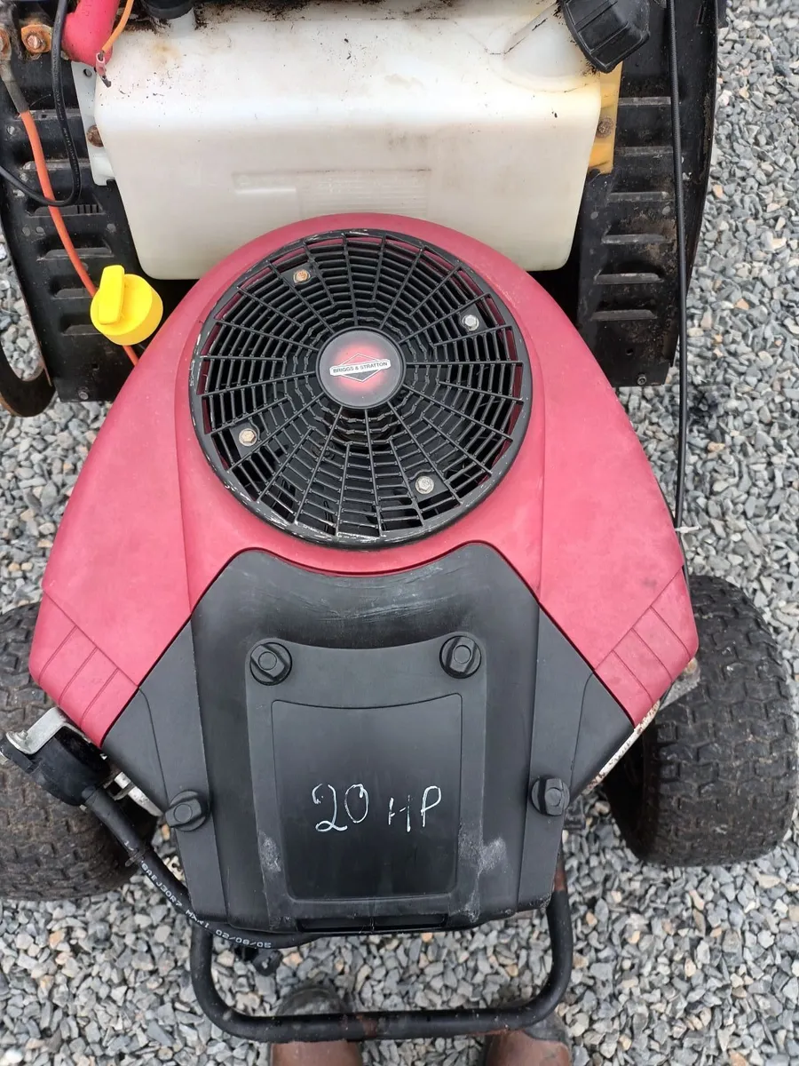 20hp V.twin engine - Image 3