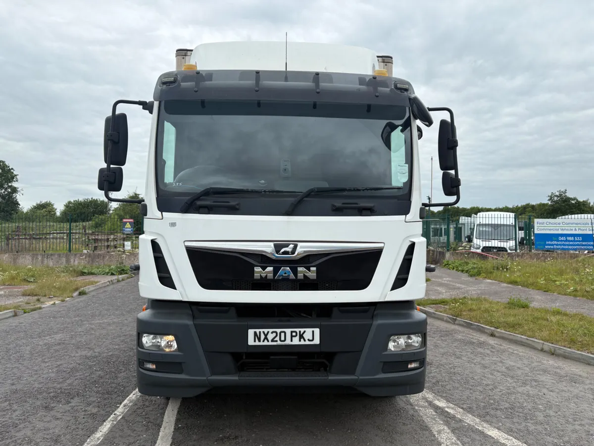 Man 18 Ton Box - Image 2
