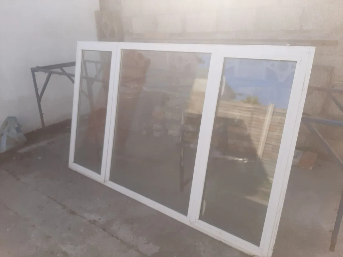 Double glazed window  78"  x   48" - Image 2