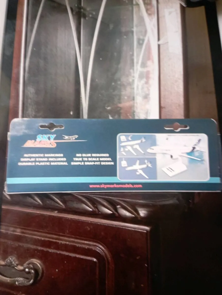 SKYMARKS AIRCRAFTS OF THE WORLD - Image 4
