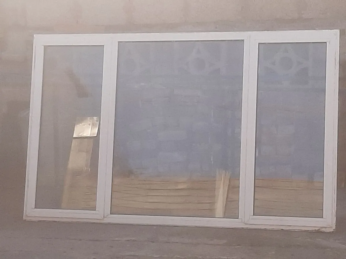 Double glazed window  78"  x   48" - Image 1
