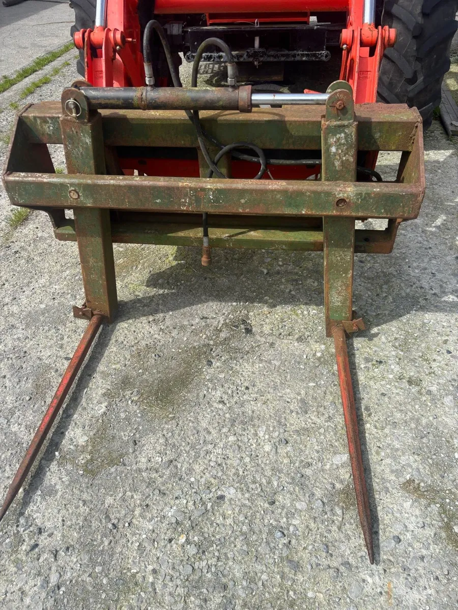 Front bale handler - Image 1