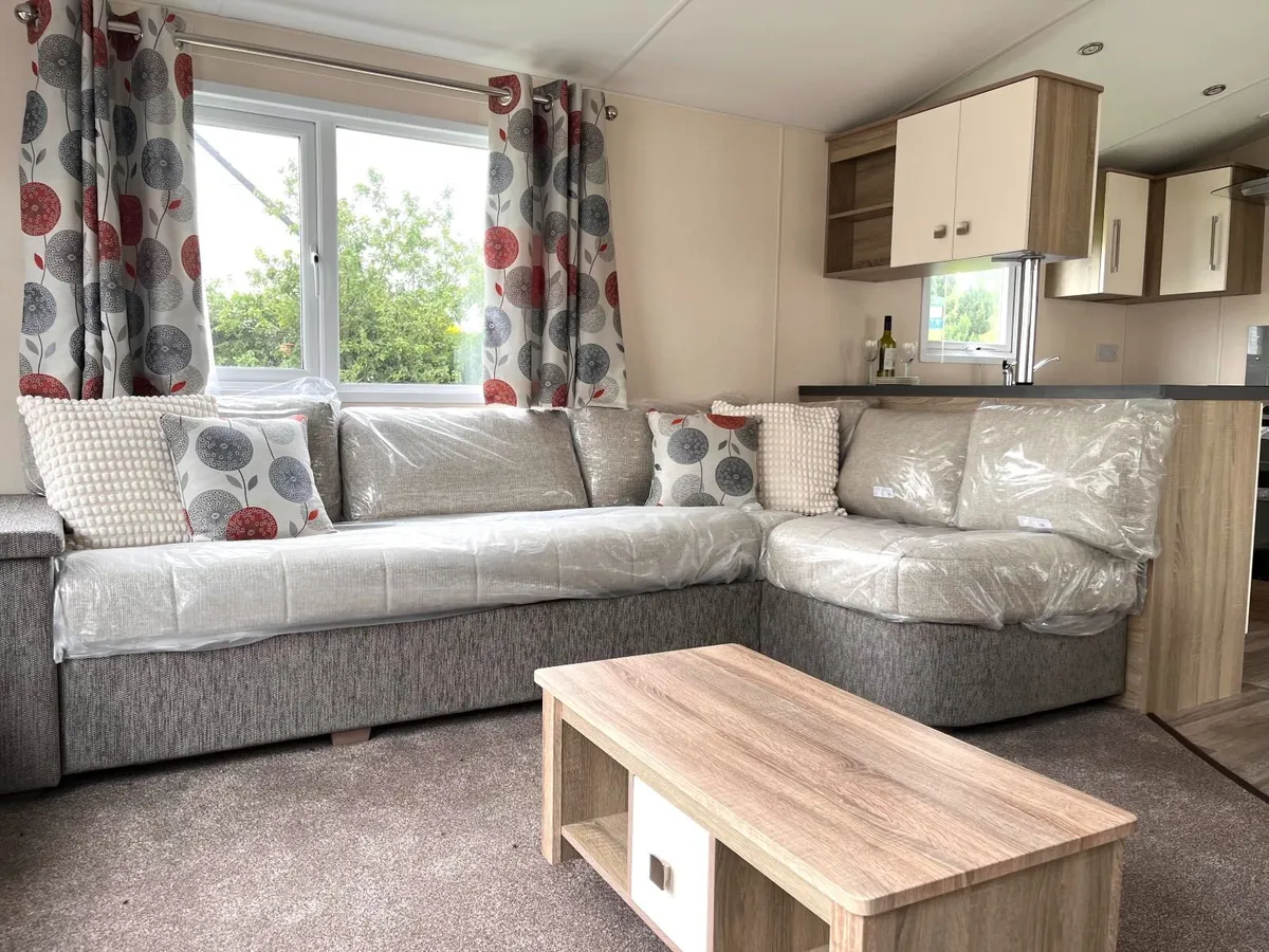 New Europa Maple 3 bedroom - Image 3