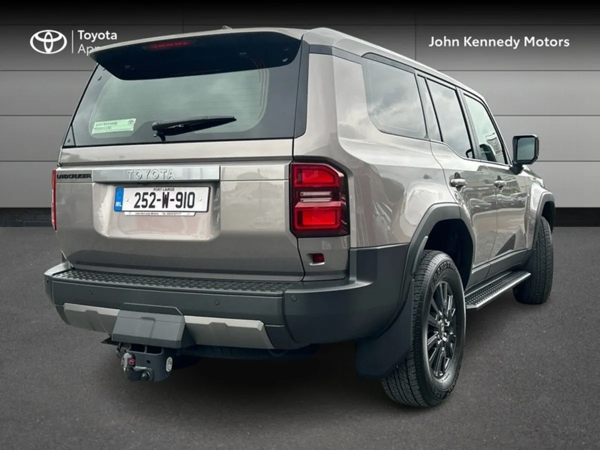 Toyota Land Cruiser Land Cruiser (N1) - Image 2