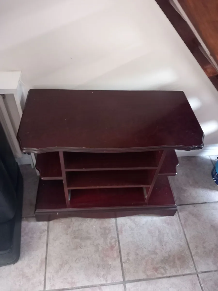 Tv stand - Image 1