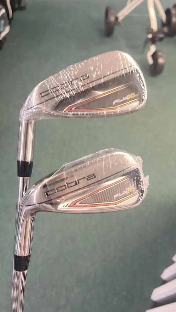 NEW Cobra Fly XL  LEFT HAND 5-SW Regular Now €449 - Image 2