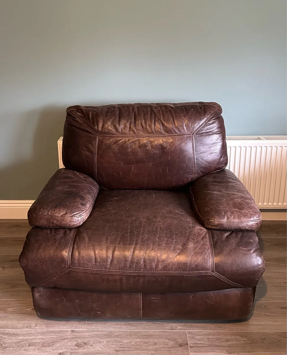 2 leather Arm chairs - Image 2