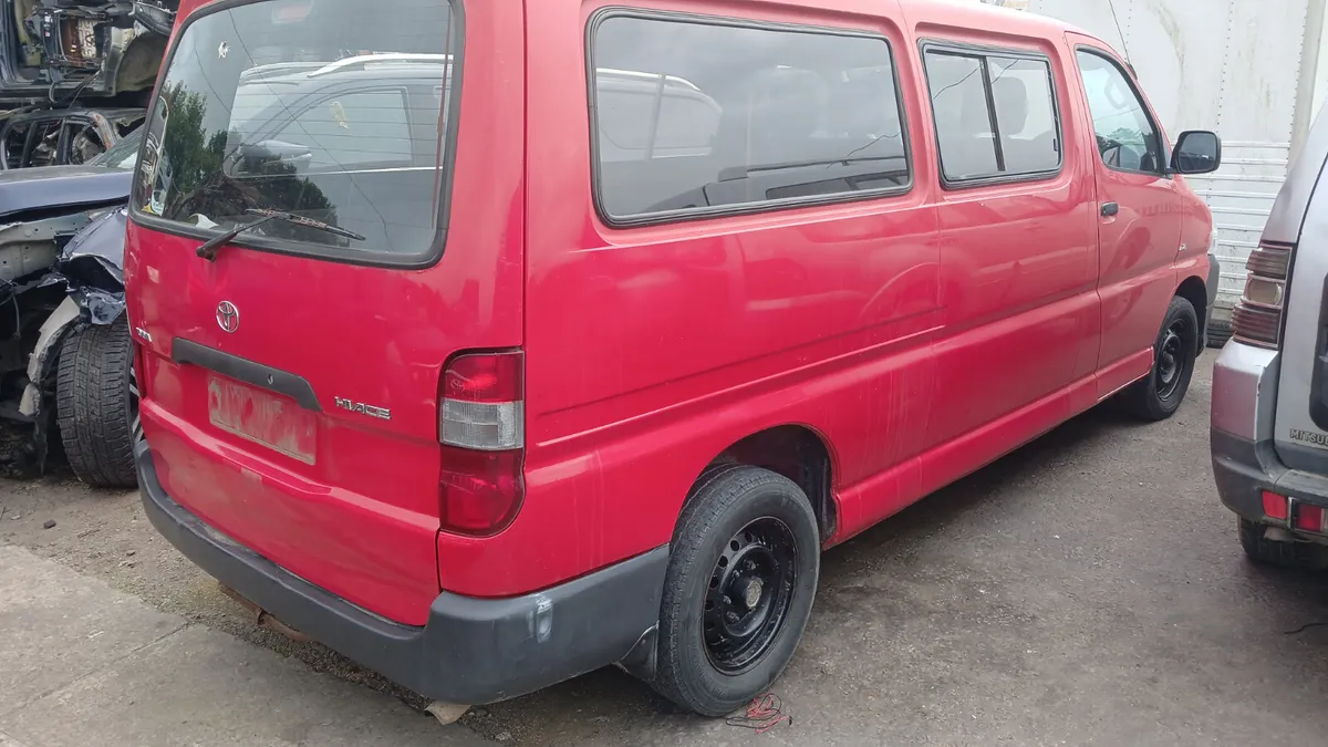2010 TOYOTA HIACE IS JUST IN FOR BREAKING - Image 2