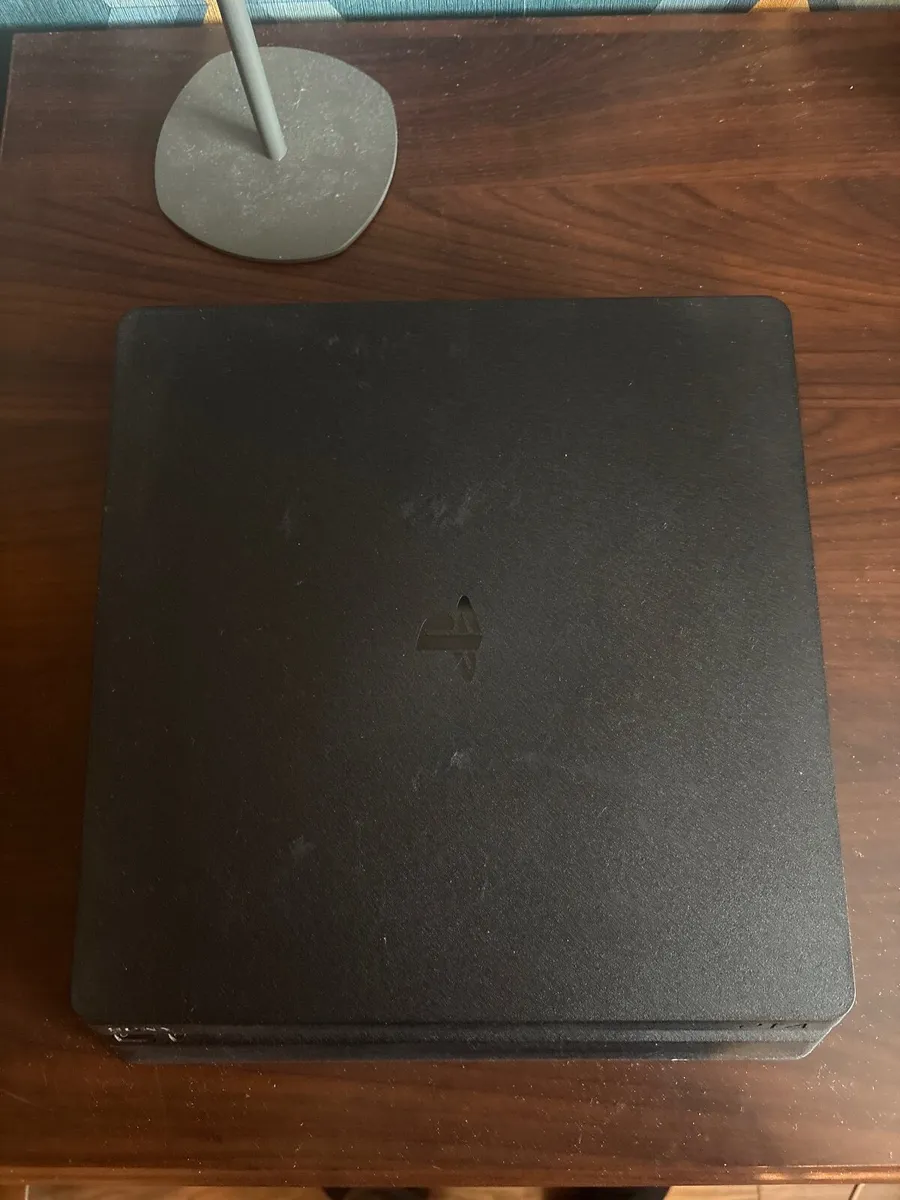 PlayStation 4 - Image 2