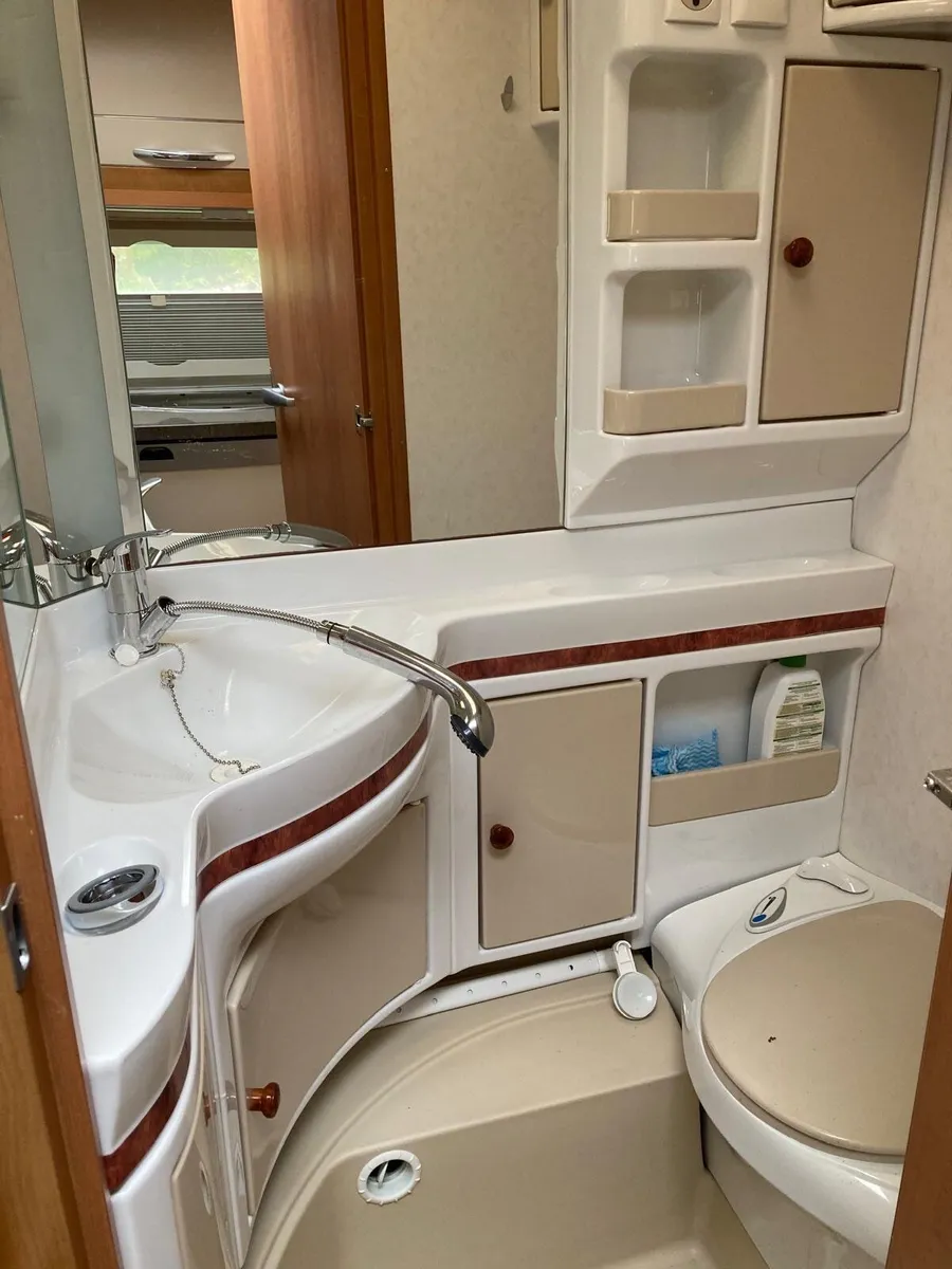 Caravan “Hobby” - Image 3