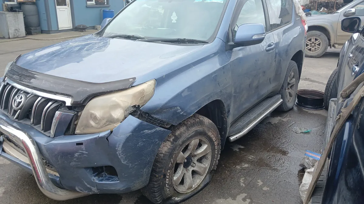 2013 TOYOTA LANDCRUISER 3.0 JUST IN FOR BREAKING - Image 1