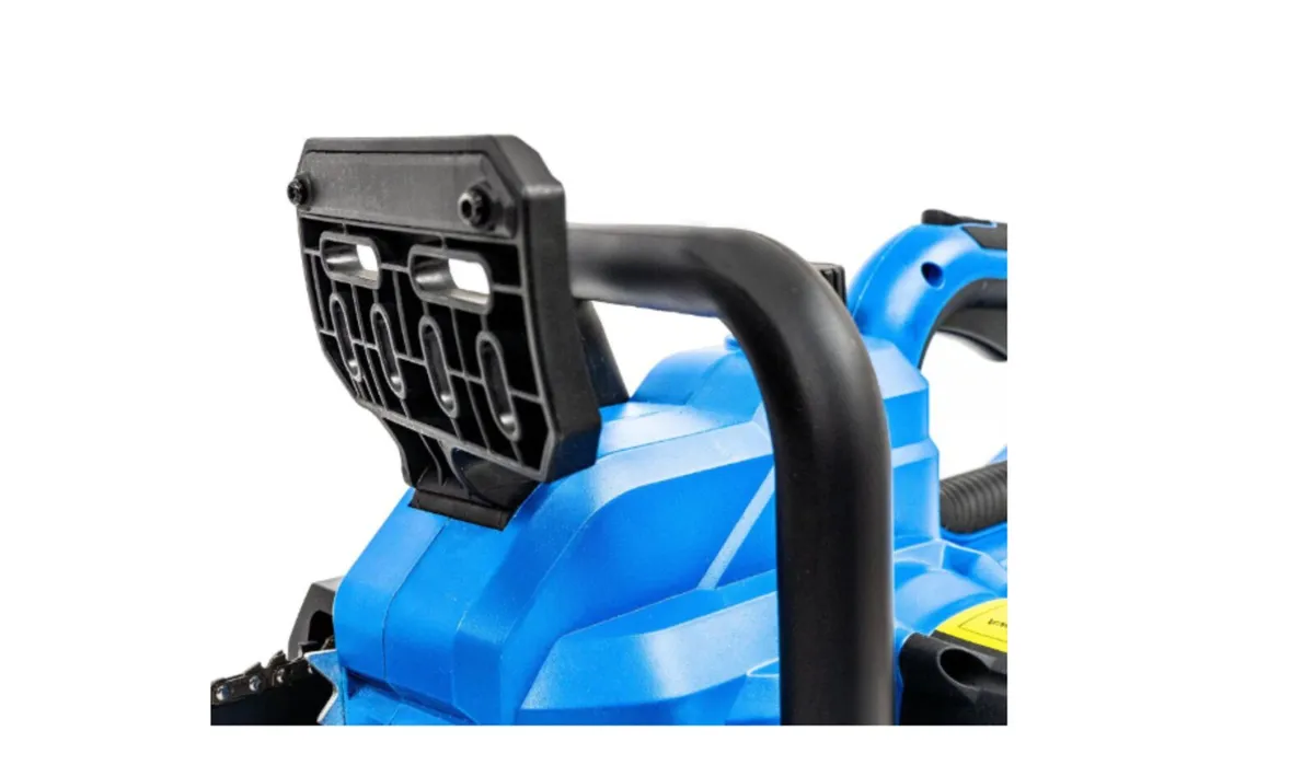 Hyundai 10'' 25cm Cordless Chainsaw 20V - Image 3