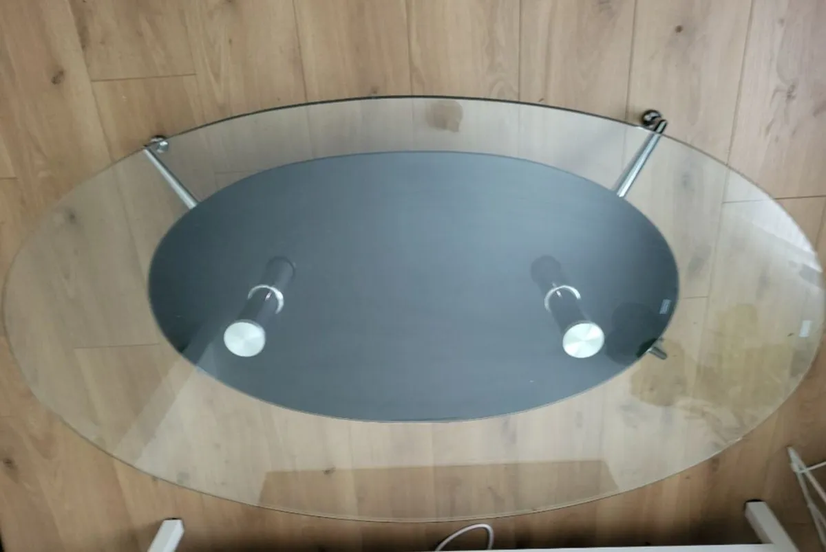 Glass Coffee table - Image 2