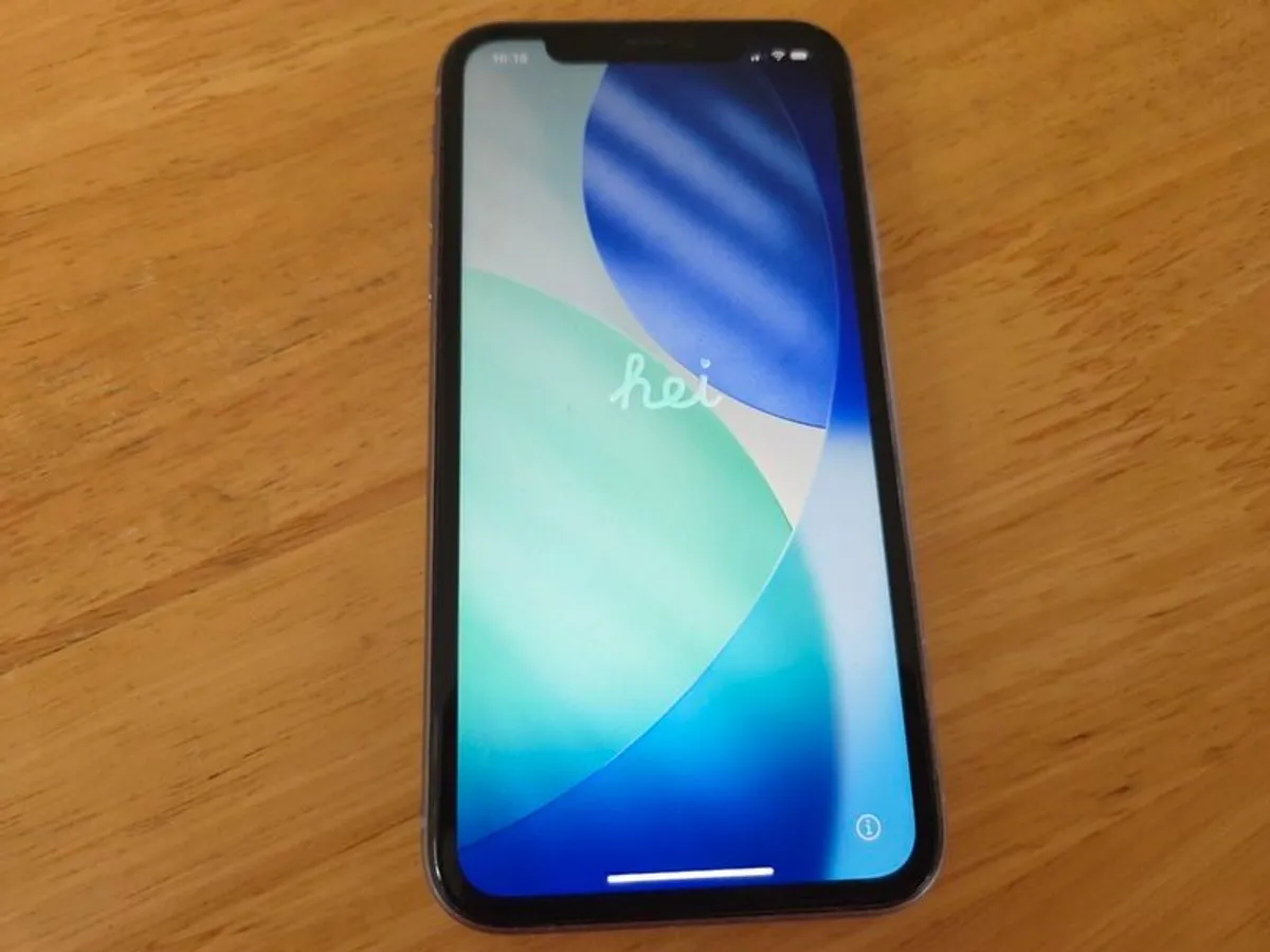 Iphone 11 - Image 1