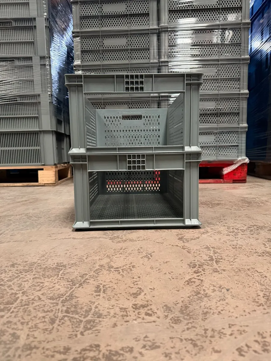 Open front vented crates - Image 3