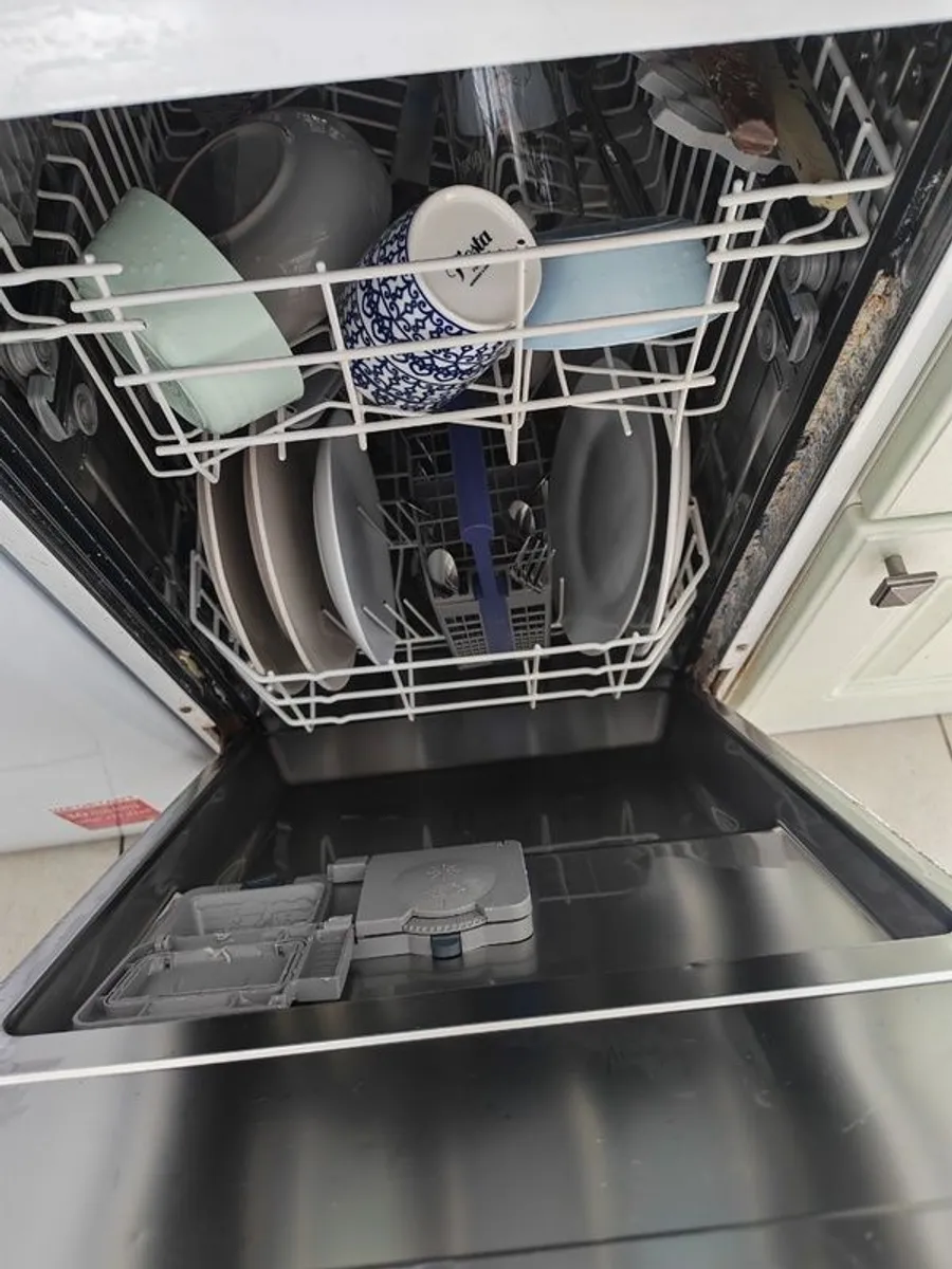 Slim Dishwasher - Image 2