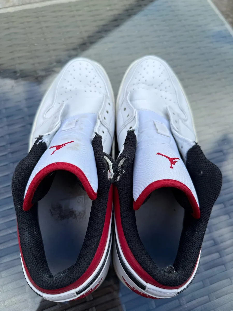 Nike Air Jordan 1 Low Shoe - Image 4