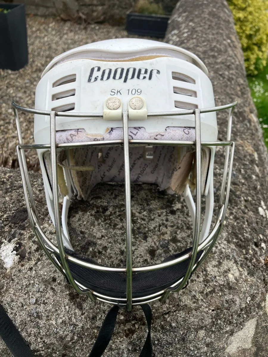 Cooper hurling helmet - Image 1