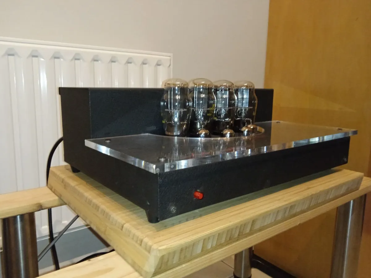 Audio Innovation two tube amplifier stereo system - Image 2
