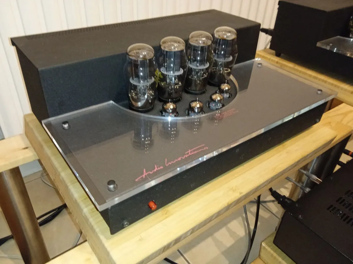 Audio Innovation two tube amplifier stereo system - Image 3
