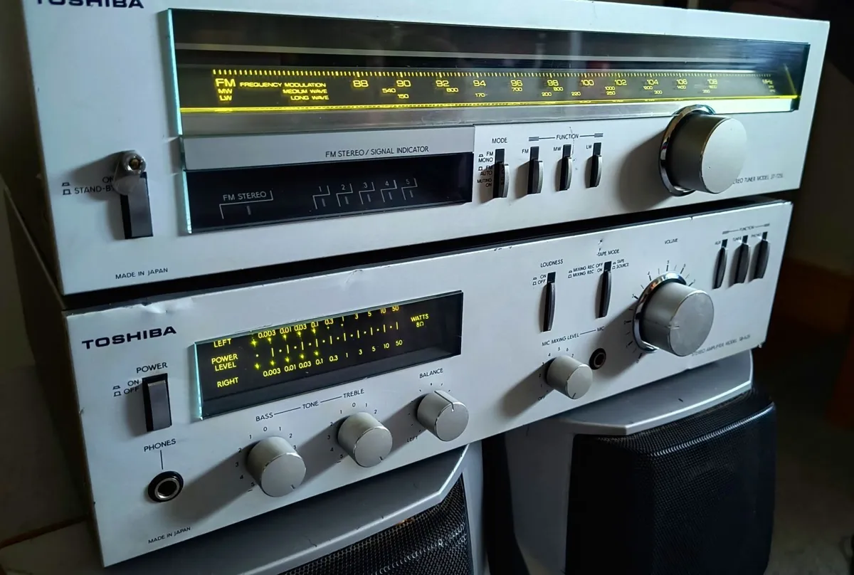Amplifier Tuner set Audio system Japan - Image 1