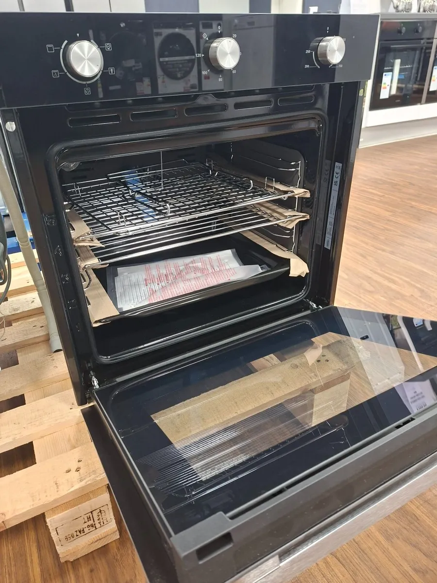 Belling Built In Single Oven - Image 3