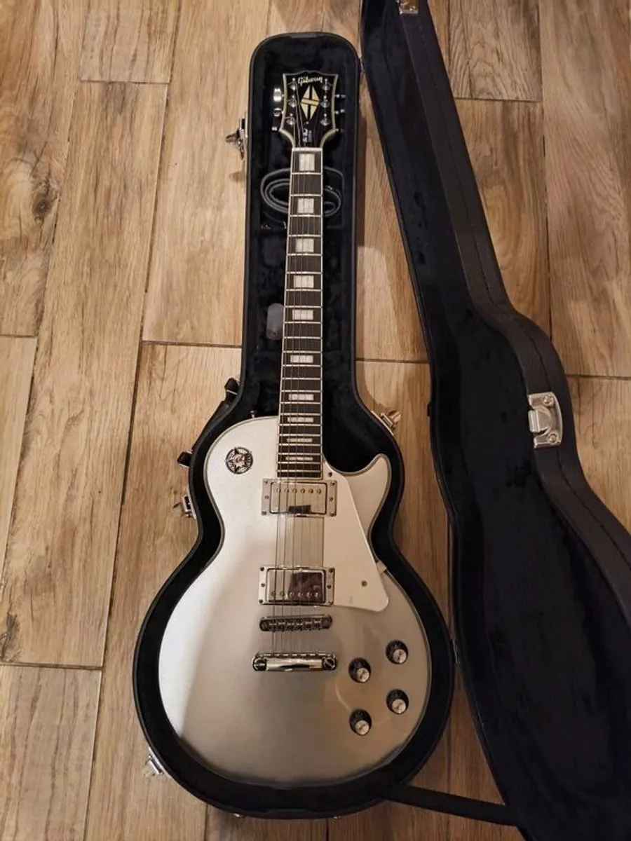 Les Paul Custom (chinese Copy) - Image 1