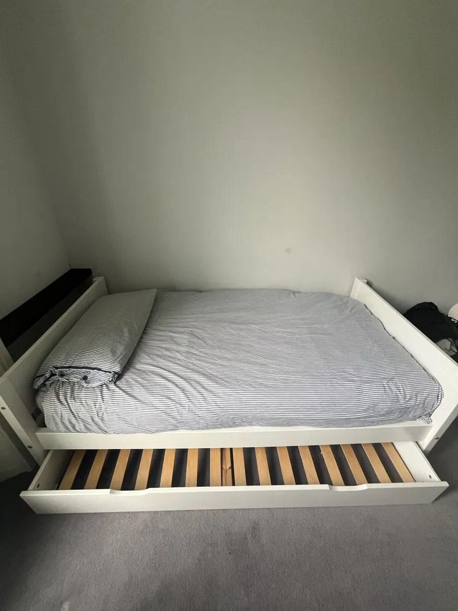 Single bed - Image 3