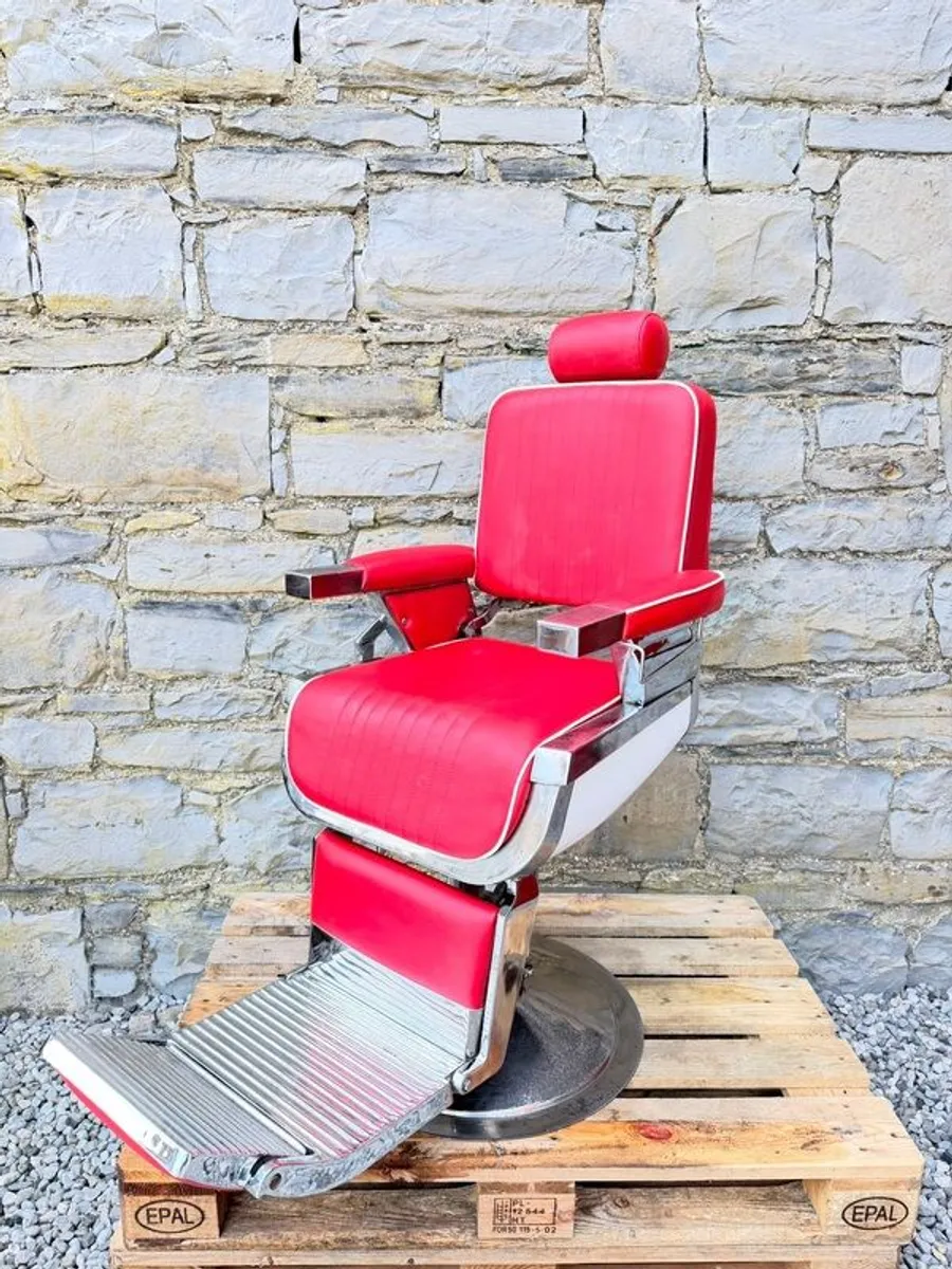 Vintage REM Barbers Chair. - Image 2