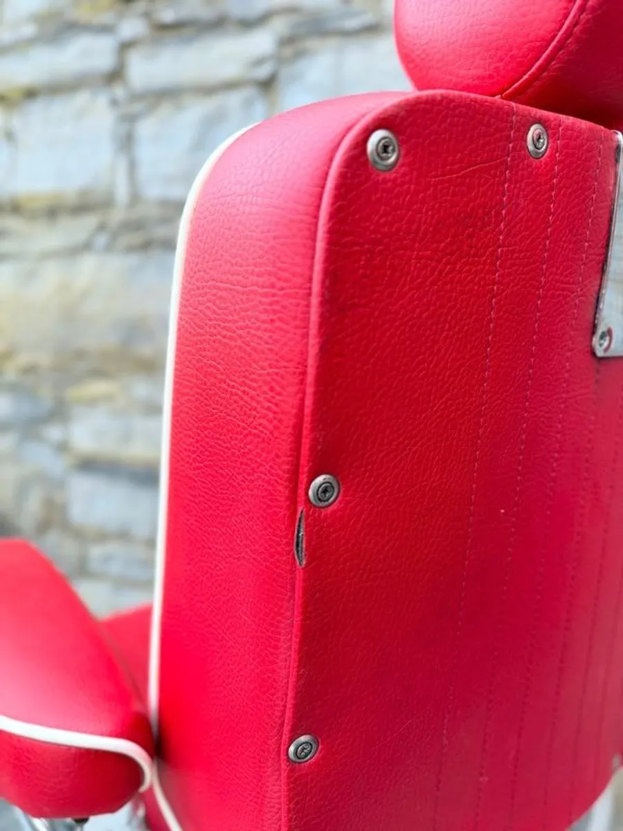 Vintage REM Barbers Chair. - Image 4
